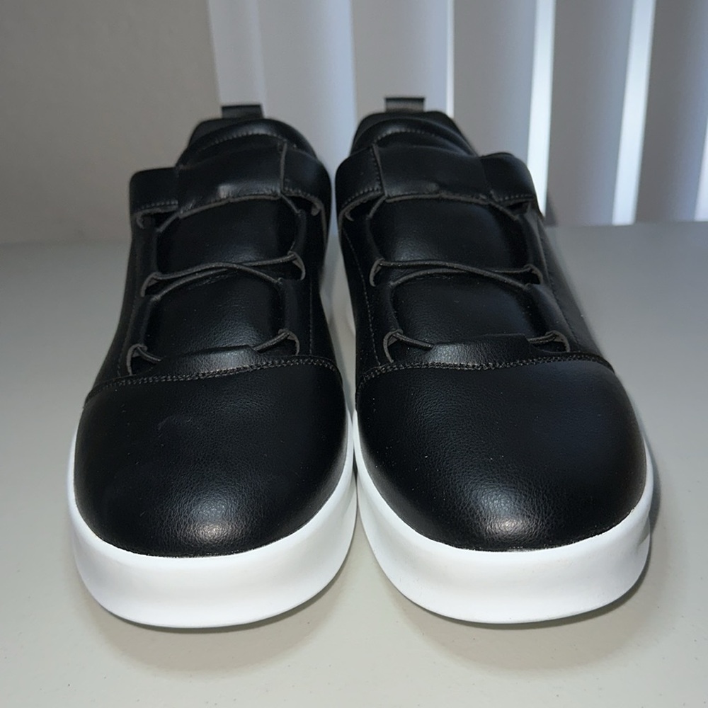 STEVE MADDEN BERK BLACK NEW, size 13, very comfy, last one! Berk01m1
